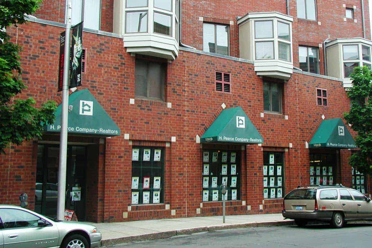 Pearce Real Estate Office in New Haven CT