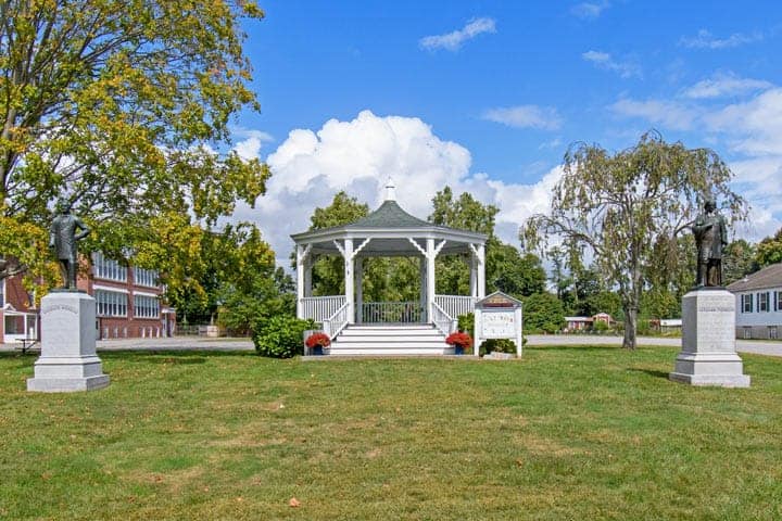 Clinton CT The Vece Bicentennial Gazebo